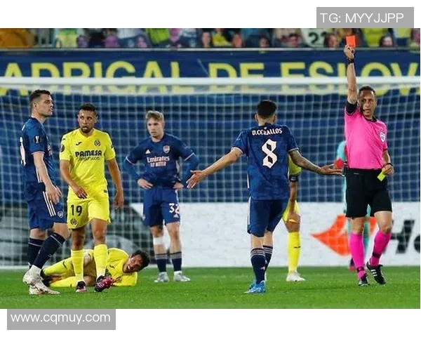 直播吧趣图带你领略足球比赛精彩瞬间与搞笑视频合集